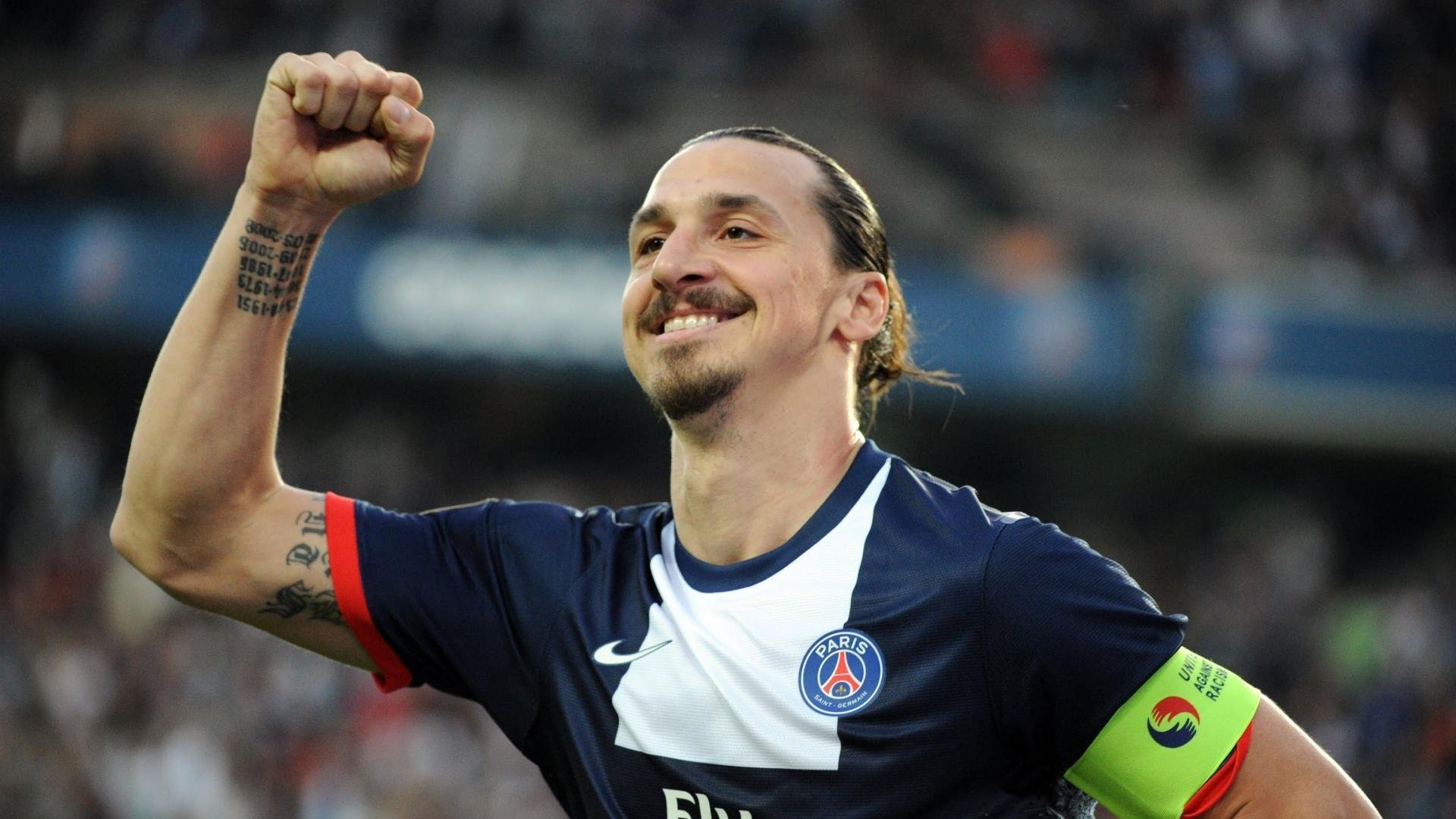 冠军球队球员参与公益讲座传播正能量影响青年群体,球队获得冠军怎么发朋友圈